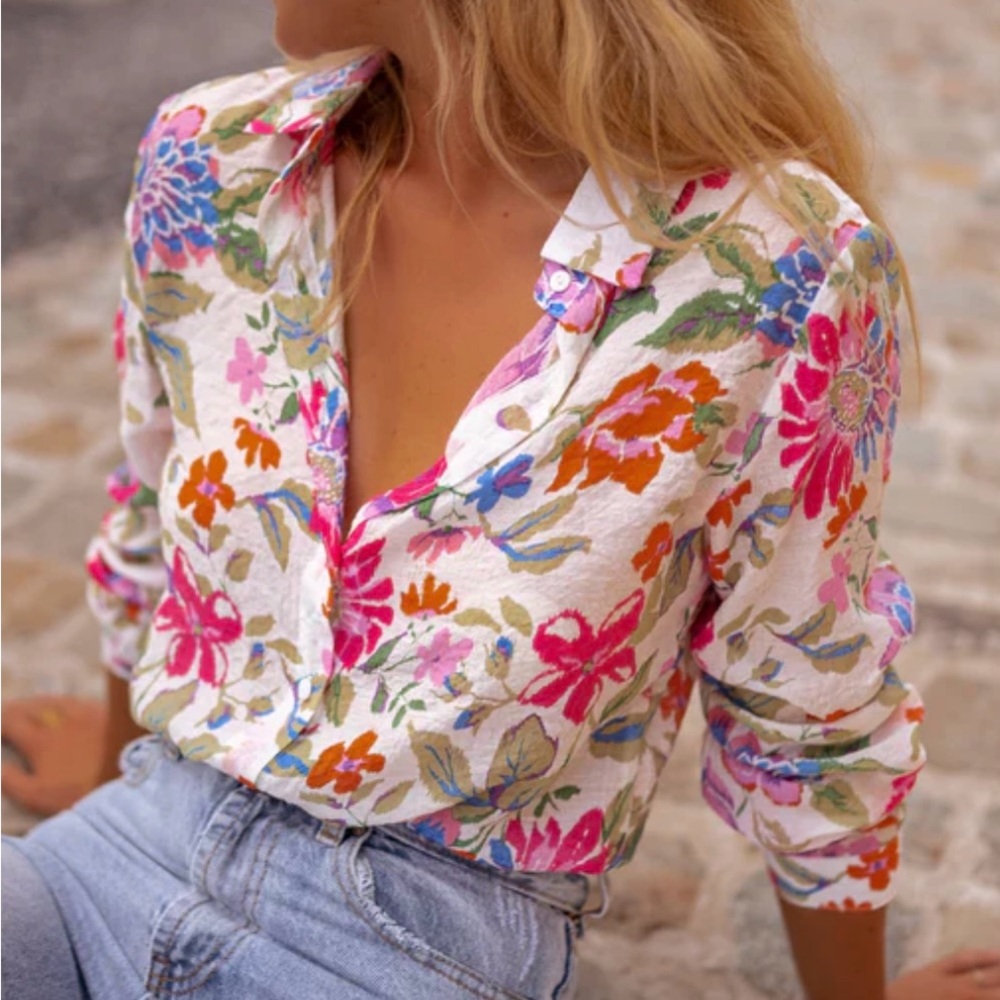 Vibrant Edda Floral Button Down Shirt Easy Clothes M